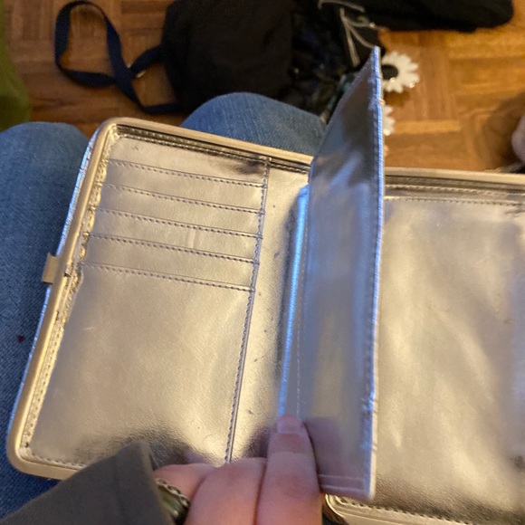 Wallet - Picture 3 of 7